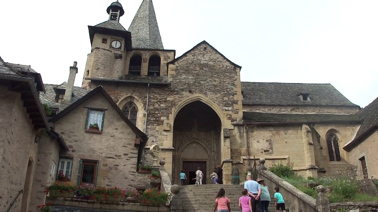 02 08 Estaing (Aveyron