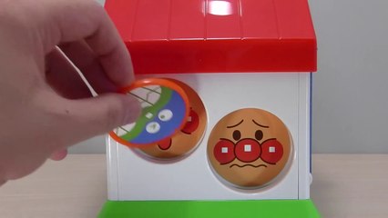 アンパンマン　パン工場おもちゃ　コインだしいれたのしいパン工場