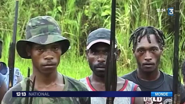 Deux journalistes français accusés de propagande anti-indonésienne sont toujours retenus en Indonésie