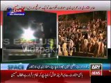 Azadi March & Revolution March entered Red zone , Police on backfoot now