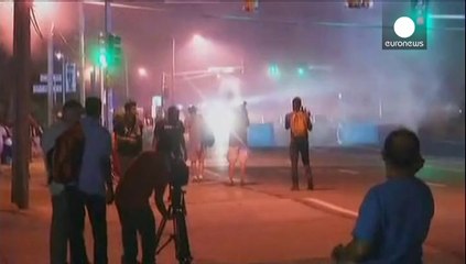 EEUU: la ira por la muerte del joven negro no amaina en las calles de Ferguson