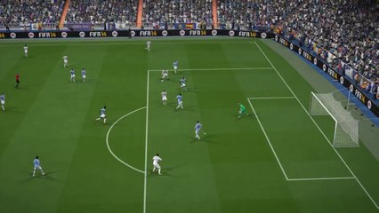 FIFA 14'te gol atmak kolay sanki :D