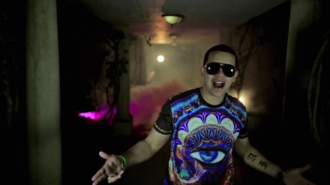 J ALVAREZ - tu cuerpo pide fiesta HD