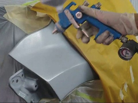 sonotoxemay - kỹ thuật sơn ô tô kansai bước 12: Phun lót bước 2