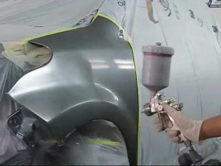 sonotoxemay - quy trình sơn xe hơi bước 21: Phun màu 3 lớp