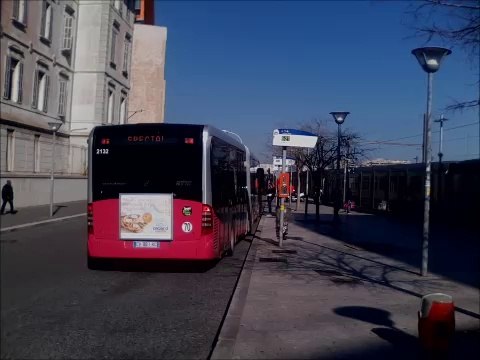 [Sound] Bus Mercedes-Benz Citaro G C2 BHNS TGB n°2132 de la RTM - Marseille sur les lignes 82 et 82 S
