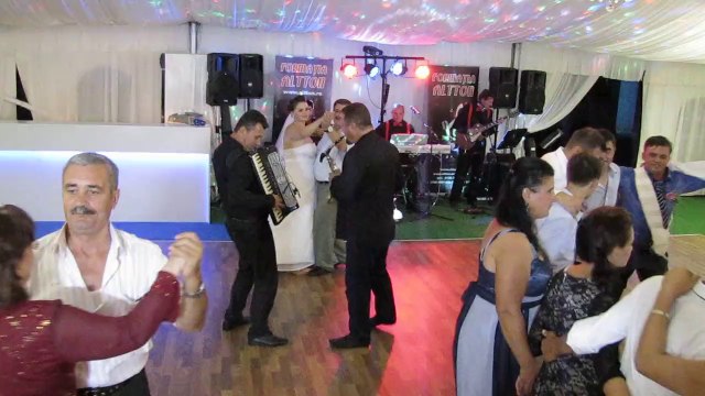 MUZICA LA SAXOFON CU FORMATIA ALTTON-FORMATII NUNTA PLOIESTI,FORMATII NUNTA BUCURESTI-0766489684