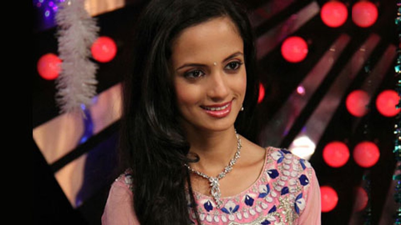 Ketaki Mategaonkar As A Dubbing Artist For Ishq Wala Love