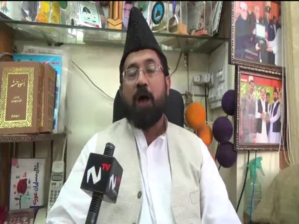 Dr Niaz Akmal