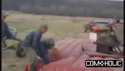 Comaholic_ Ultimate Funny Fails Compilation __ Funny Videos __ New Funny Video #32