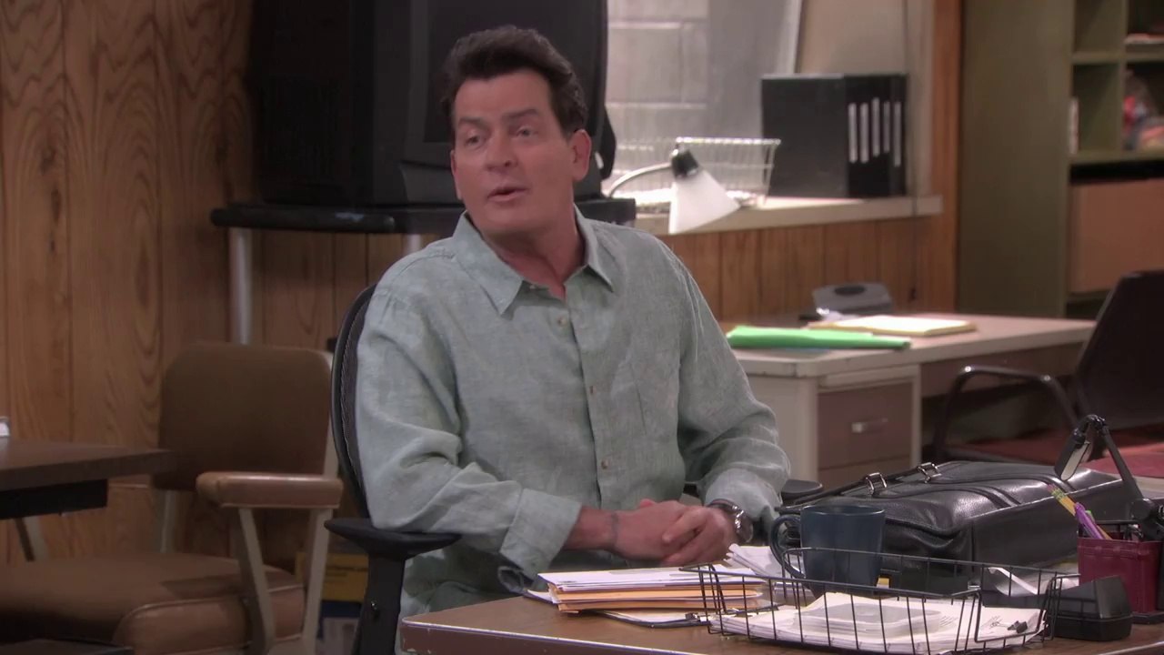 Anger Management: FX Original Series - Next On: Charlie Does Time With the Hot Warden