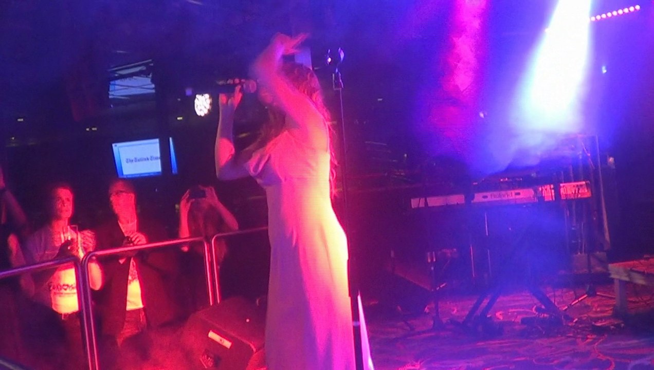 Valentina Monetta 2 (The Eurovision Cruise 2013)