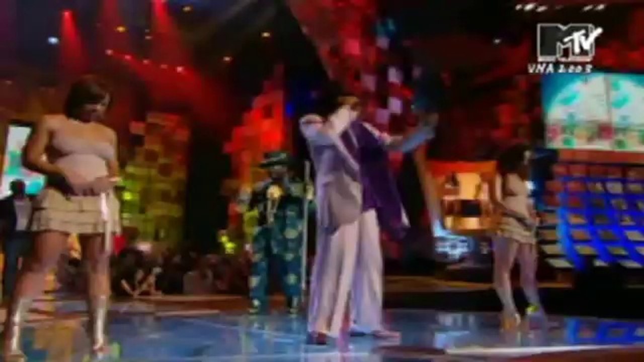 50 Cent ft. G-Unit ft Snoop Dogg - P.I.M.P (live) (Eminem Intro)