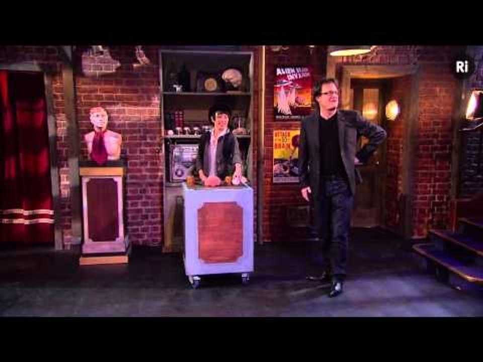 Christmas Lectures 2011: Billy Kidd Does Magic