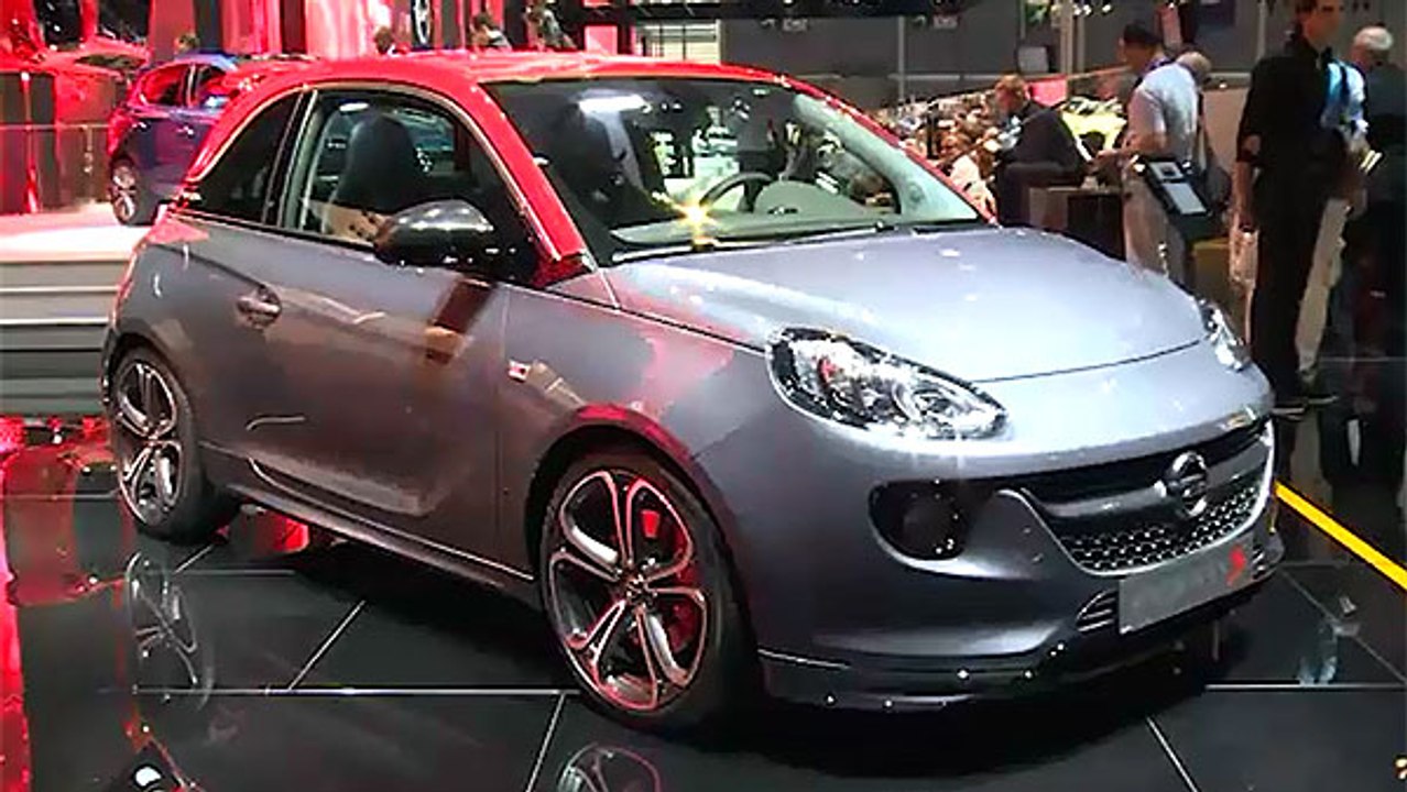 OPEL auf dem Paris Automobilsalon