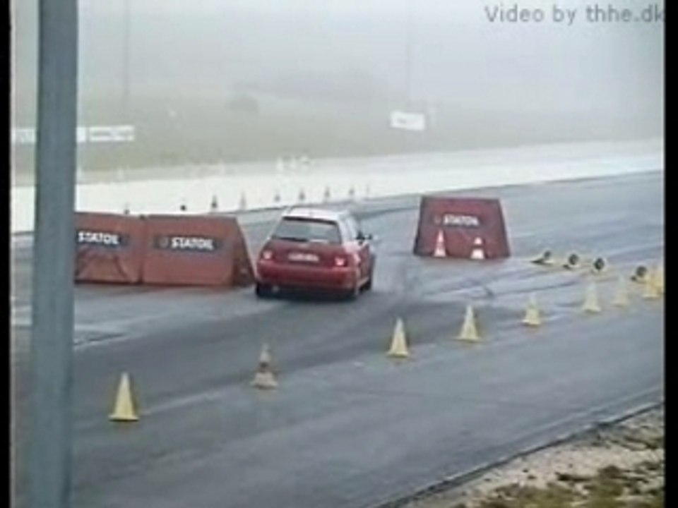 Audi RS4 l'éfficacité a 500%