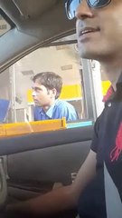 Civil Disobedience on Toll Plaza - Watch Video