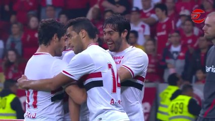 São Paulo vence o Internacional e chega ao G4