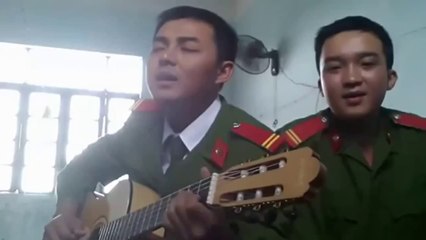 Thích thú với clip 2 chàng công an trẻ hát rap