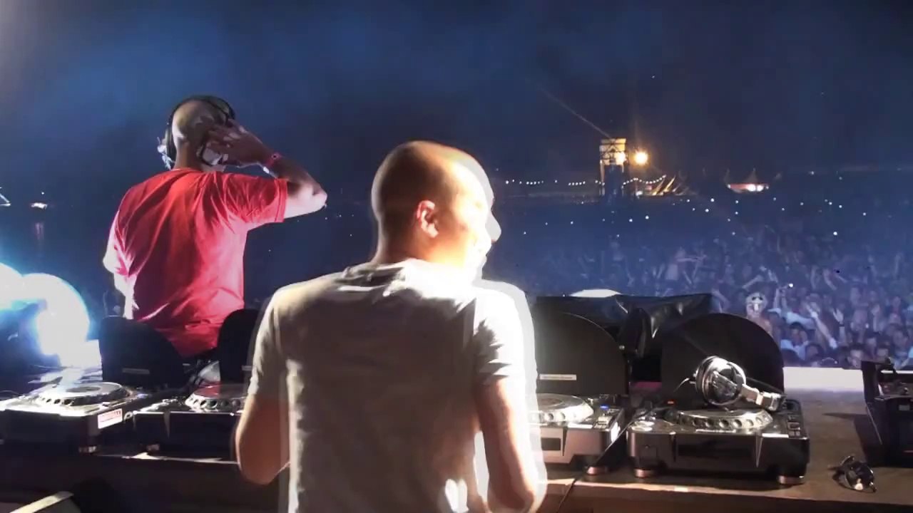 Headhunterz @ DefQon 1 2009 BACKSTAGE Part 2