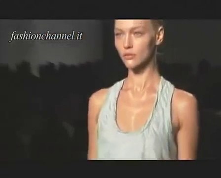 Calvin Klein Spring Summer 2010 New York 2 of 2 pret a porter women by Fashion Channel