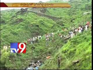 17 die as bus falls into gorge in Himachal