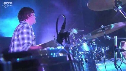 Slowdive - When The Sun Hits & Golden Hair- Live 2014 Pro Shot