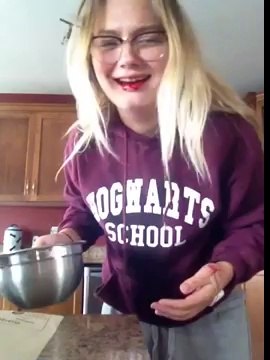 Girl Does the ALS Ice Bucket Challenge After Having Her Wisdom Teeth Removed