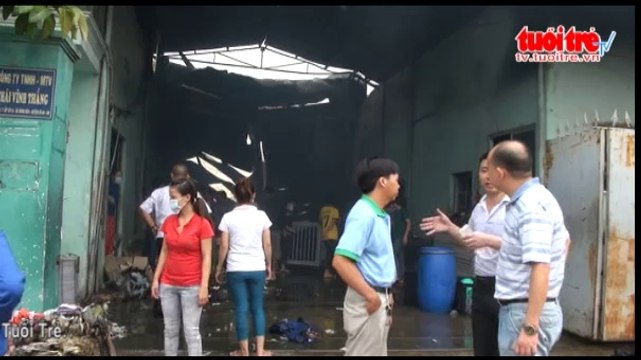 Cháy lớn công ty sản xuất giày, nhiều công nhân bị thương