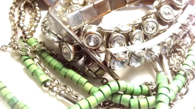 Rihanna - Diamonds - (Music Video Cover by Bri Heart)