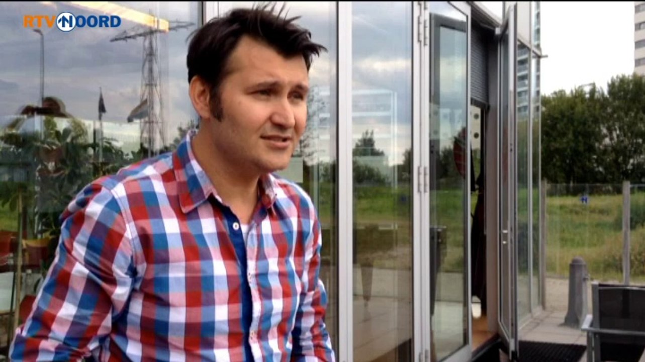 Splash! Ook emmer met koud water voor Remy van Mannekes - RTV Noord