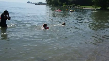 Baignade dans le lac