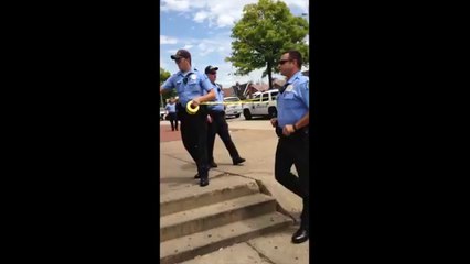 Mais um homem negro é morto por policiais no Missouri