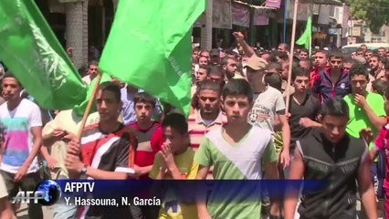 Multitudinario entierro de 3 líderes en Gaza