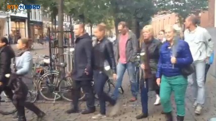 Beelden stille tocht voor Iris - RTV Noord