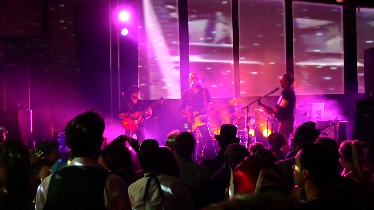 LE CABARET ROUGE