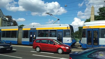 Straßenbahn Leipzig - Tram 15 Einfahrt: Völkerschlachtdenkmal