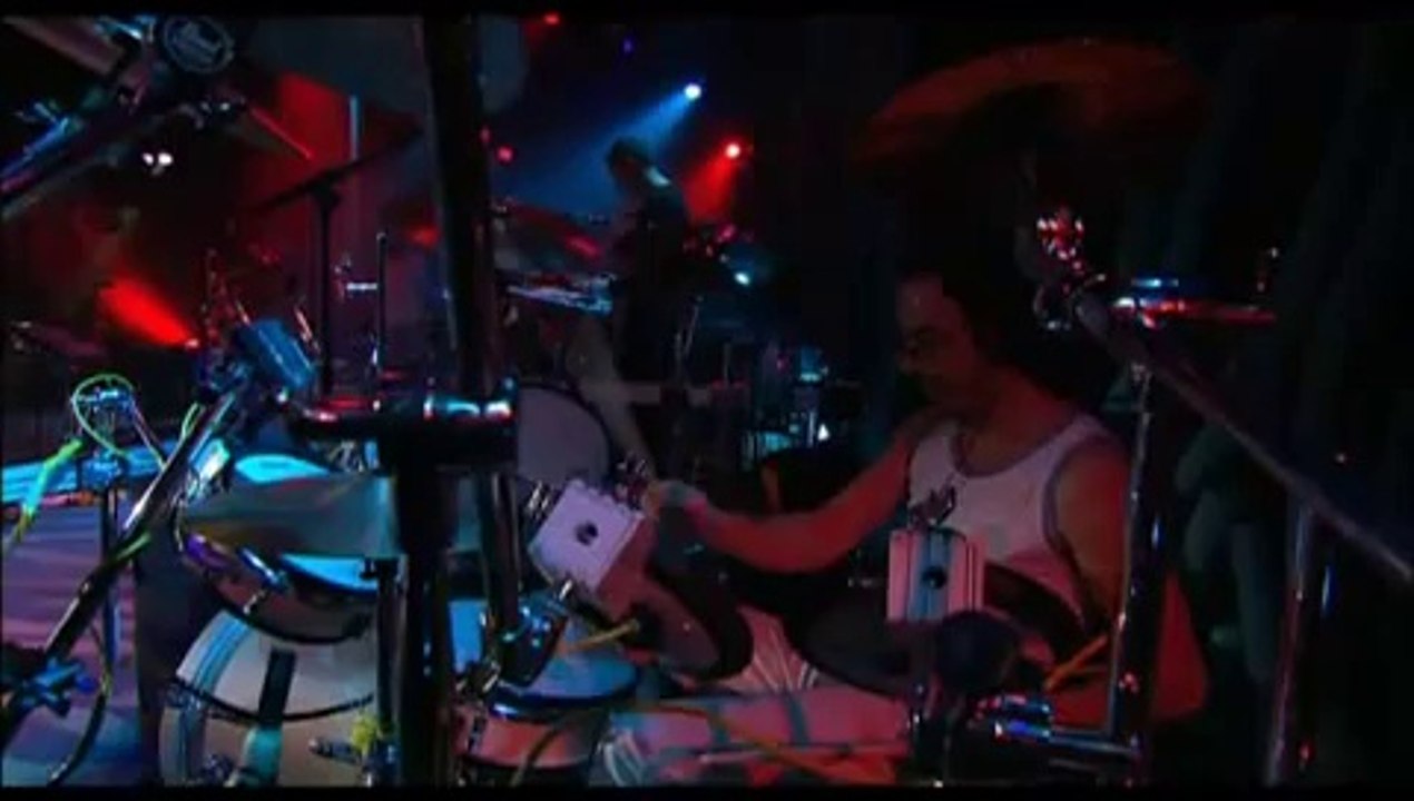 UB40 - Red Red Wine (From _Live at Montreux 2002_ DVD)