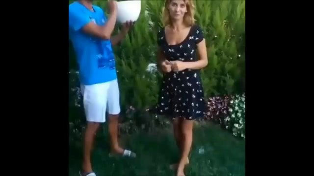 Esra Erol - ALS Buz Kovası Meydan Okuma