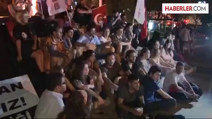 Tgb Üyeleri Atatürk Heykeli Önünde Gece Boyunca Nöbet Tuttu