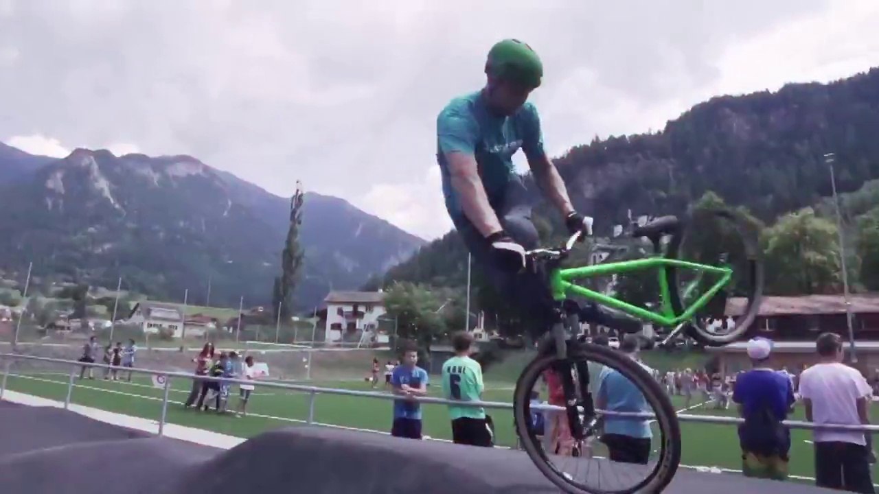 Downhill Mountain Bike POV Course Preview at Méribel 2014