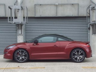 Supertest Peugeot RCZ-R 2014