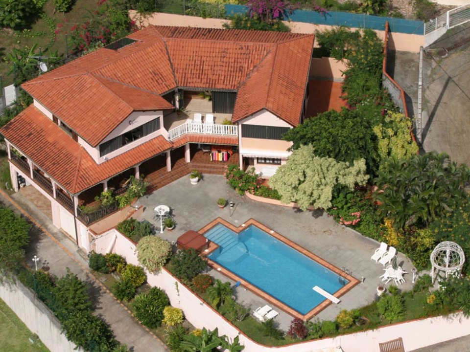 Vidéo: Location Villa de luxe au Diamant Martinique