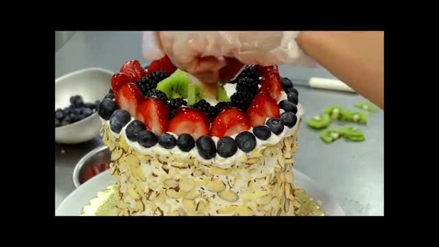 How to Make Watermelon Cake with whipped cream icing and fresh fruits!