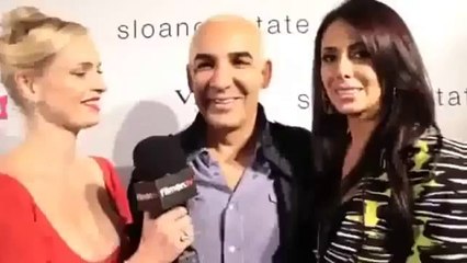 Röportaj Sırasında Kızların Yanında Osuran Adam Yok Böyle Ya _D_D_D_D_D