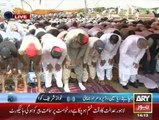 PTI Workers and leaders Nimaz-e-Jumma in Azadi March