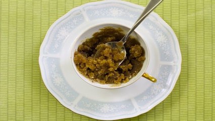 Allure Insiders - 3 Ingredients for the Perfect Homemade Body Scrub