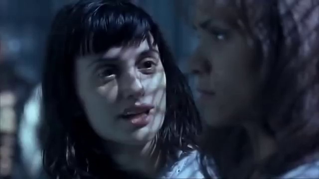 Gothika Trailer HD
