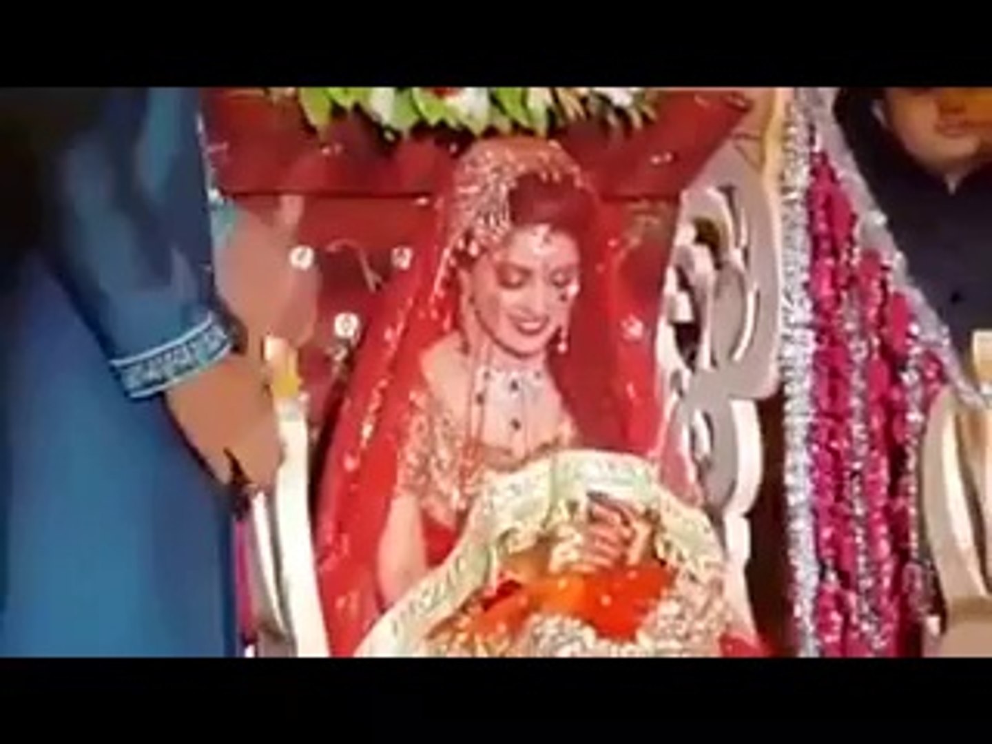 Ayeza Khan Dholi Video Clip Video Dailymotion