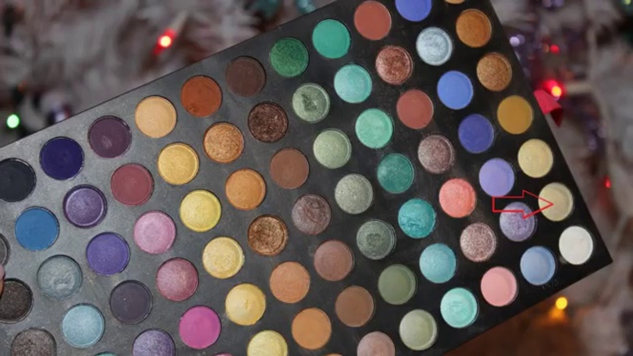 Holiday Hair & Makeup 2013(360p_H.264-AAC)